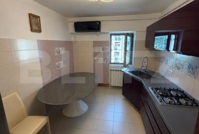 Apartament cu 3 camere decomandat, mobilat în Podu Roș - 5