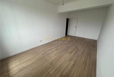 Garsonieră decomandată în Central - 2