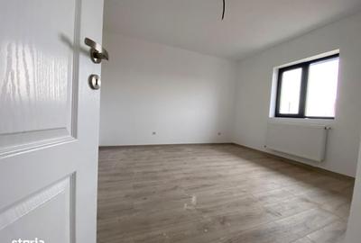 Casă cu 5 camere cu Teren 350 Mp în Dancu - 1