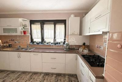 Casă cu 4 camere cu Teren 235 Mp în Iosia - 11