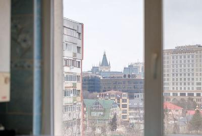 Apartament cu 2 camere decomandat în Palat - 8