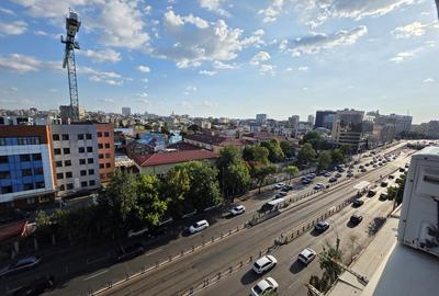 Piata Victoriei - 13