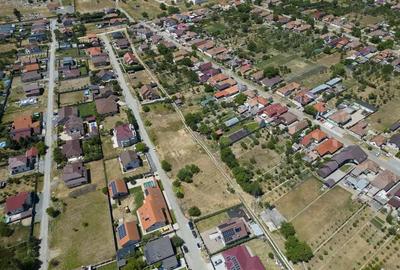 Loc de casa in Sanleani 414 mp - 4