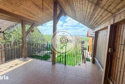 Casă cu 5 camere cu Teren 562 Mp în Hălchiu - 9