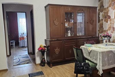 Apartament cu 3 camere semidecomandat în Central - 4