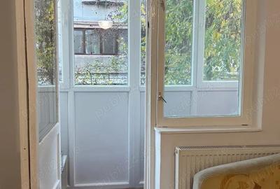 Inchiriez 2 camere, etaj1 |Centrala proprie | Balcon inchis | 350 | Zona lini?tita str. Cosminului - 5