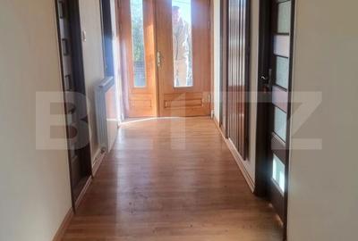 Casă cu 7 camere cu Teren 775 Mp în Cocorăștii Colț - 11