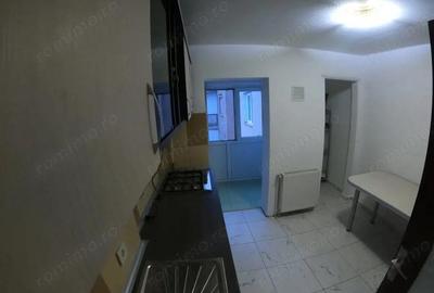 Apartament cu 3 camere decomandat, mobilat în Central - 12