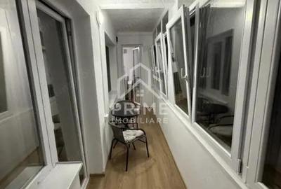Apartament cu 3 camere decomandat în Cetate - 2