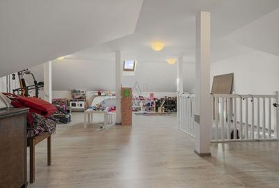 Casă P+1+M I curte 500 mp — Comision 0 - 21