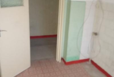 Apartament cu 2 camere semidecomandat în Hipodrom - 2