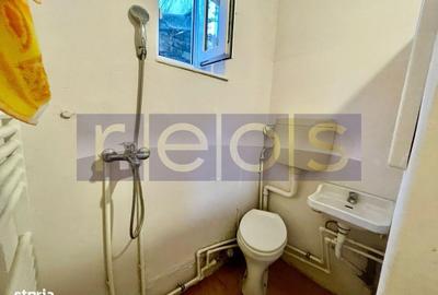 Casă cu 2 camere semidecomandat cu Canalizare în Romană - 8