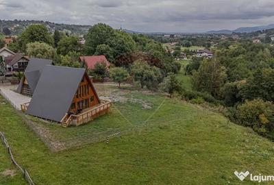 Casă cu 3 camere cu Teren 2166 Mp în Predeluț - 1