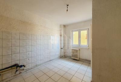 Apartament cu 3 camere decomandat în Cetate - 4
