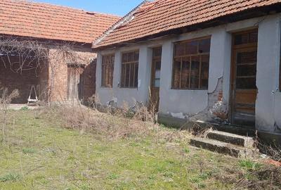 Casă cu Teren 1150 Mp în Central - 7