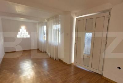 Casă cu 4 camere cu Teren 350 Mp în Central - 11