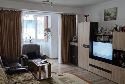 Apartament cu 3 camere semidecomandat în Buda - 2