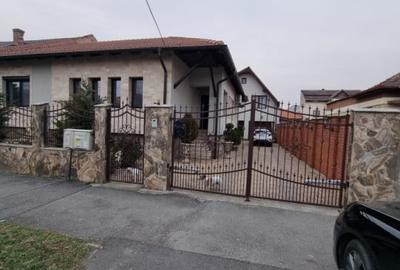 Casa zona semicentrala