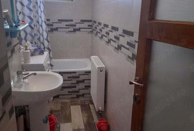 Vand apartament 2 camere mobilat electrocasnice noi - 8