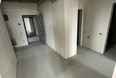 Apartament cu 3 camere în - 1