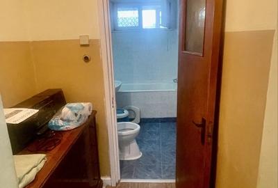 Apartament cu 3 camere semidecomandat, mobilat în Drumul Taberei - 4