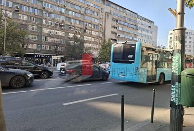 Spatiu comercial Magheru, trafic pietonal si auto intens Spatiu comercial Magheru, trafic pietonal si auto intens - 1