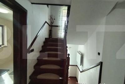 Casă cu 3 camere cu Teren 2300 Mp în Central - 5