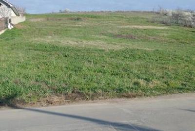 Teren de 2000 mp, în Central - 2