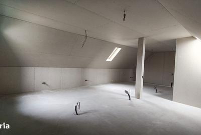 Apartament cu 3 camere în Berceni - 1