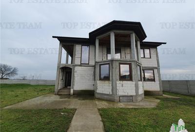 Casă cu 6 camere cu Garaj în Ciocârlia - 7