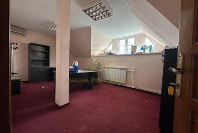 Casă individuală cu 20 camere cu Canalizare în Unirii - 3