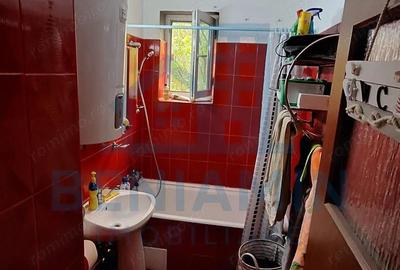 Apartament decomandat 2 camere Rovine Dezrobirii etaj 3 - 7