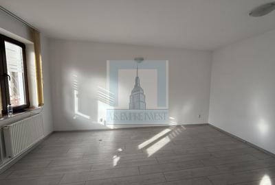 Apartament cu 2 camere decomandat în Centrul Civic - 4