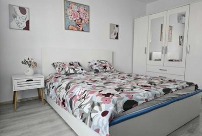 Apartament cu 3 camere decomandat în Decebal - 3