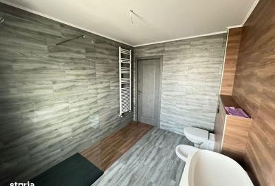 Apartament cu 4 camere decomandat în Central - 1