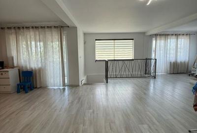 Casă cu 6 camere cu Teren 2000 Mp în Coșoveni