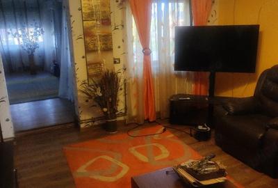 Casă cu 12 camere cu Teren 2230 Mp în Tăriceni - 2