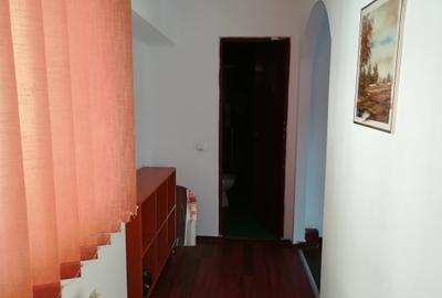 Apartament cu 4 camere decomandat în Central - 17