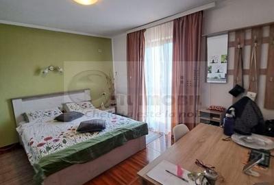 Spatiu comercial de inchiriat, zona Cug - 14