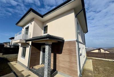 Casă individuală cu 4 camere cu Canalizare în Miroslava - 2