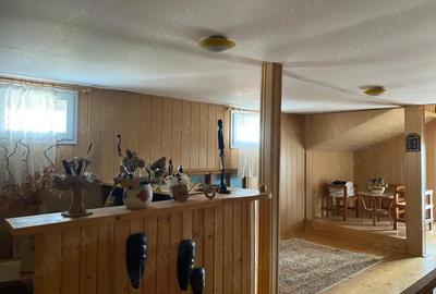 Casă cu 9 camere cu Teren 1500 Mp în Ceacu - 2