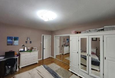 Casă cu Teren 3000 Mp în Central - 11