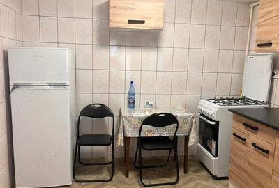 Garsonieră decomandată în 1 Mai - 5