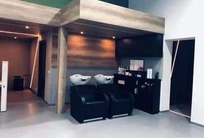 De inchiriat spa?iu Ghiroda pentru salon de coafura - 1