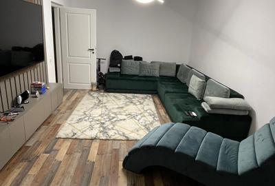 Apartament 3 camere - zona CET - 128.000 euro(Cod E5) - 2
