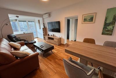 Vanzare apartament renovat doua camere mobilat/utilat Palatul Cotroceni - 1