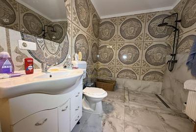 Casă cu 4 camere cu Teren 485 Mp în Titulescu - 10