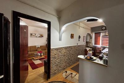 Apartament 2 camere Cartier Ostroveni zona Piata - 14