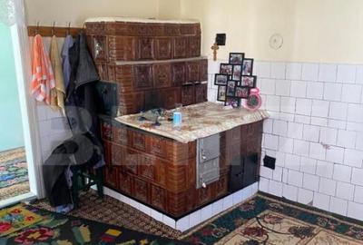 Casa si teren de vanzare, 2000 mp, zona Dragoiesti - 2