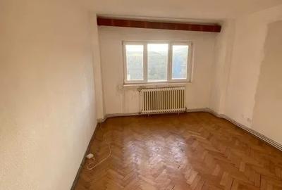 Apartament 3 camere  decomnadat , zona  Cetate - 3